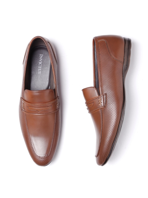 

INVICTUS Men Brown Textured Semiformal Slip-Ons