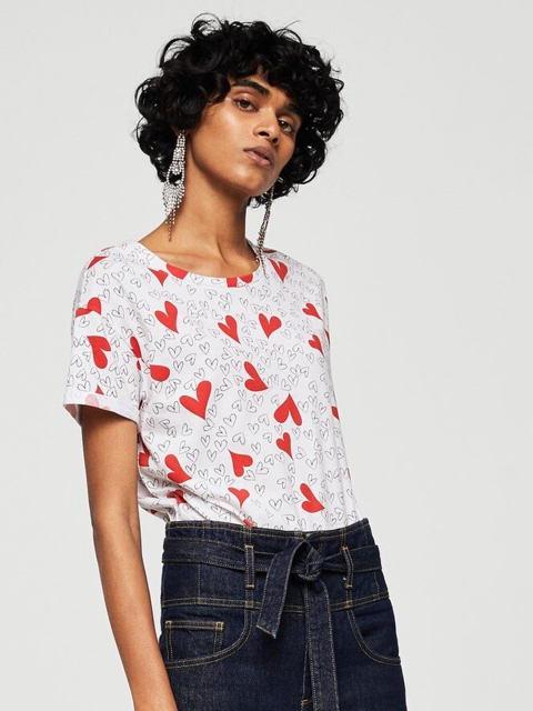 

MANGO Women White & Red Heart Print Round Neck T-shirt