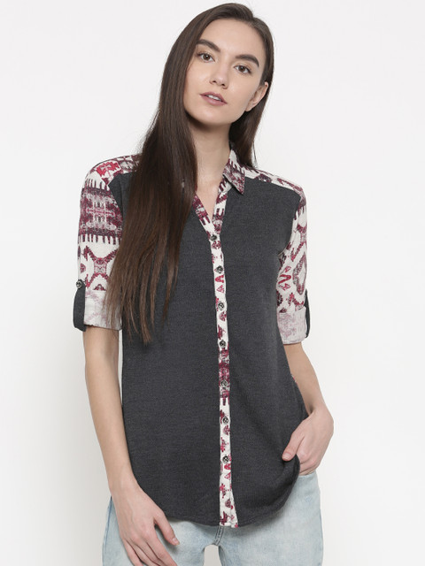 

Deal Jeans Women Grey Regular Fit Printed Casual Shirt