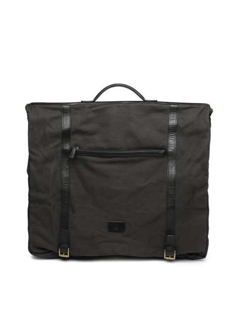 

Hidesign Black Solid Foldable Coat Cover