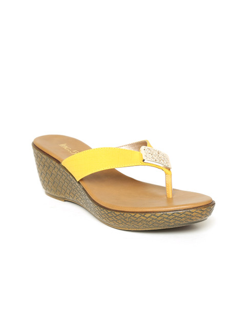 

Inc 5 Women Yellow Solid Sandals