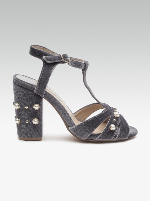 

DOROTHY PERKINS Women Grey Solid Sandals