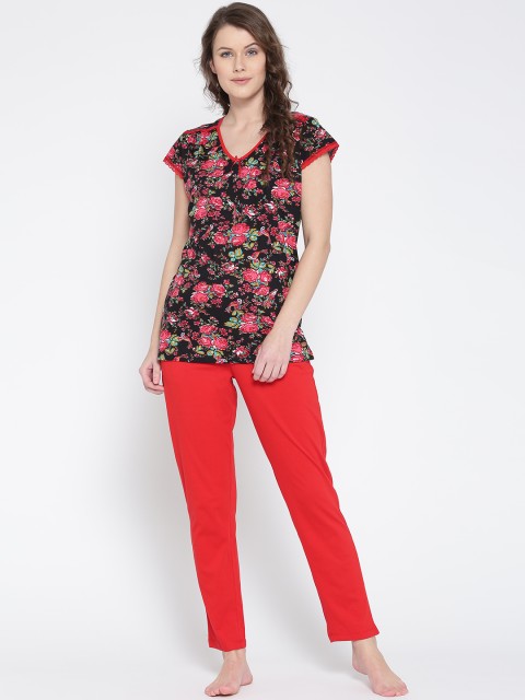 

MADAME M SECRET Women Black & Red Printed Night Suit S7S30160 033
