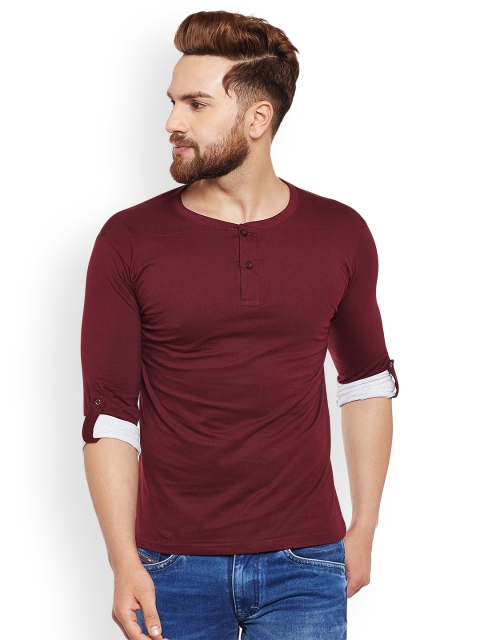 

The Dry State Men Maroon & Off White Solid Henley Neck T-shirt