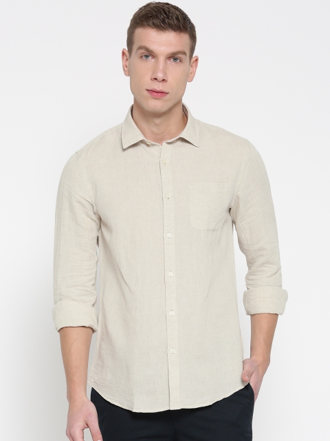 

Blackberrys Men Beige Slim Fit Solid Casual Shirt