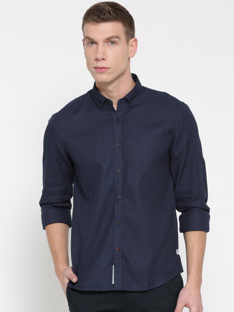 

Blackberrys Men Navy Slim Fit Self-Design Casual Shirt, Navy blue