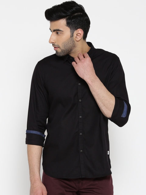 

Blackberrys Men Black Slim Fit Solid Casual Shirt