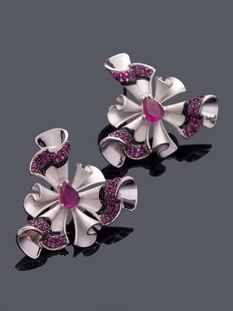 

Studio Voylla Flamenco Silver-Toned & Pink Floral Studs