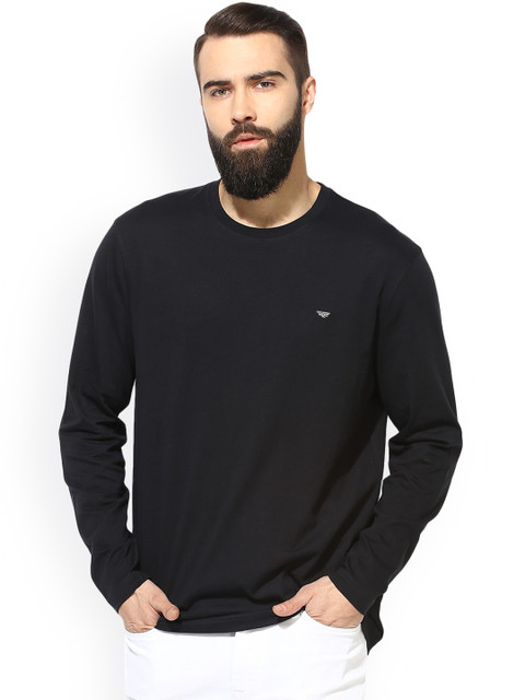 

Red Tape Men Black Solid Round Neck T-shirt