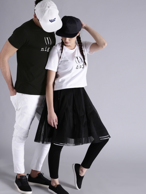 

Kook N Keech Men Black Printed Round Neck T-shirt
