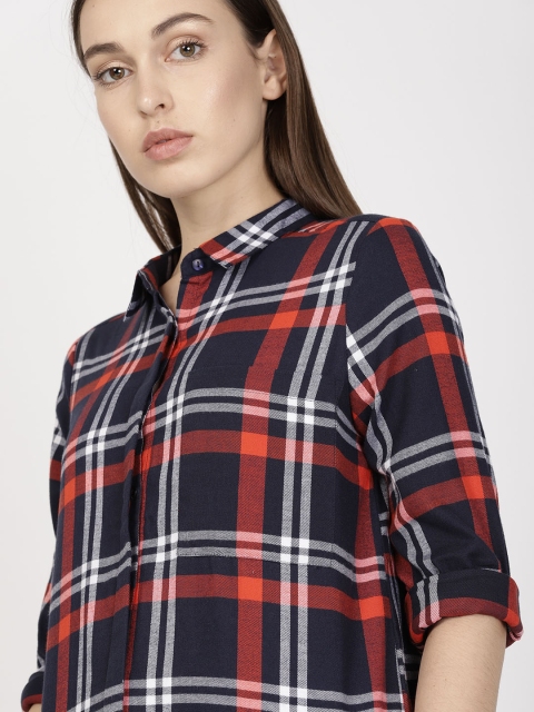 

ether Women Navy & Red Regular Fit Checked Casual Shirt, Navy blue