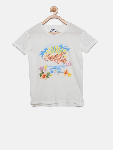 

Lee Cooper Girls White Printed Round Neck T-shirt