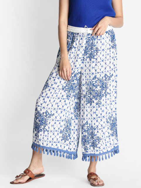 

AKKRITI BY PANTALOONS Women White & Blue Printed Wide Leg Palazzos