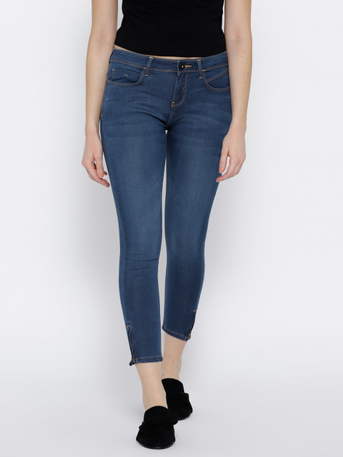 

Jealous 21 Women Blue Hottie Skinny Fit Mid-Rise Clean Look Stretchable Cropped Jeans