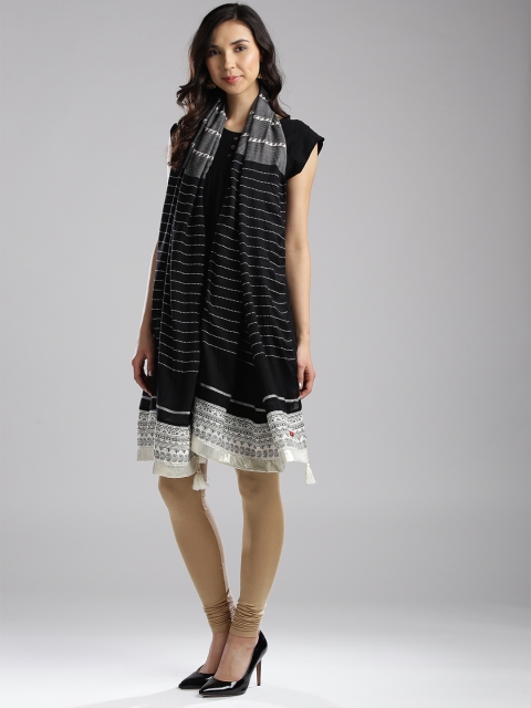 

W Black & White Striped Dupatta