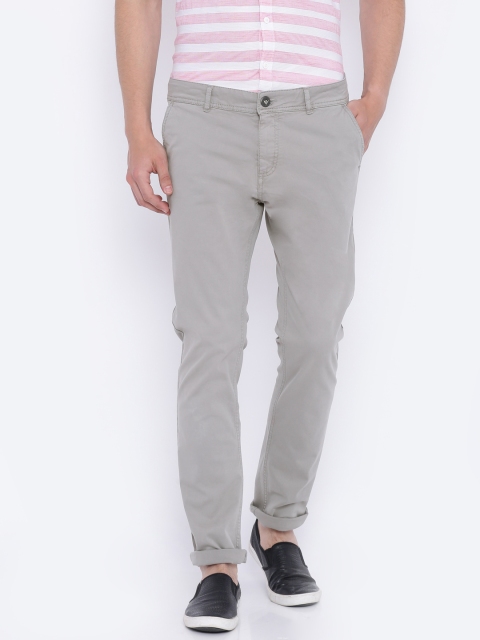

Pepe Jeans Men Grey Slim Fit Solid Chinos