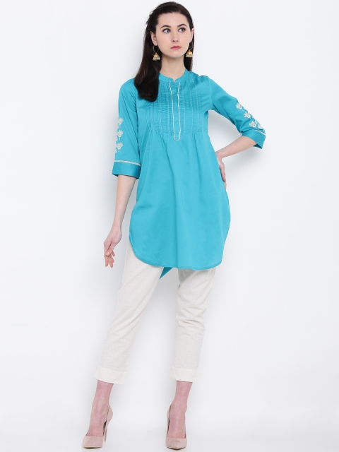 

Rangriti Women Turquoise Blue Embroidered Detail Straight Kurta