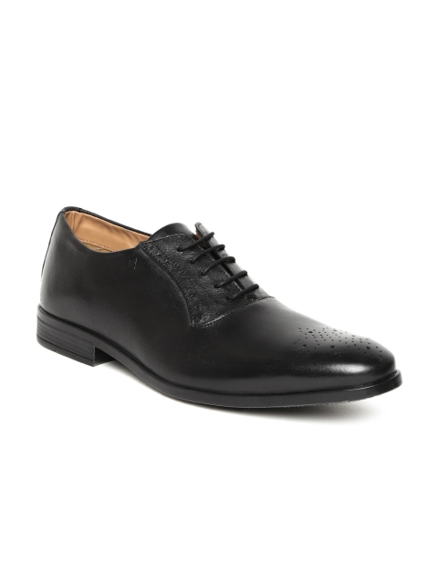 

Arrow Men Black Leather Formal Oxfords