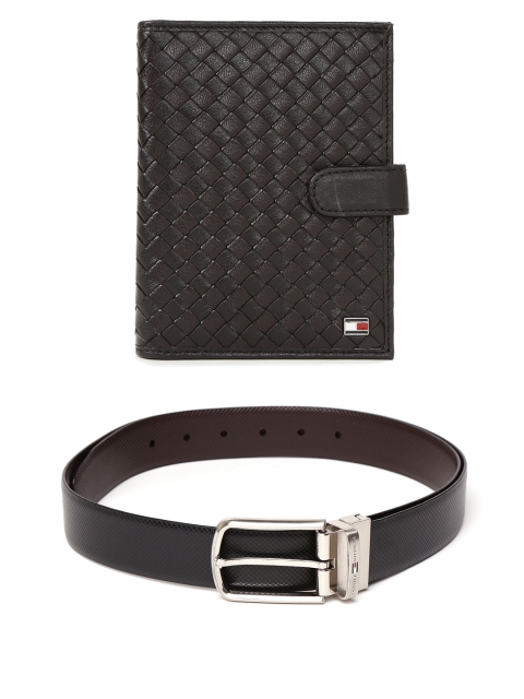 

Tommy Hilfiger Men Leather Passport Holder & Textured Reversible Belt, Black