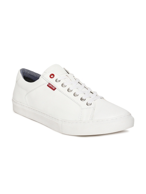 

Levis Men White Prellude Sneakers