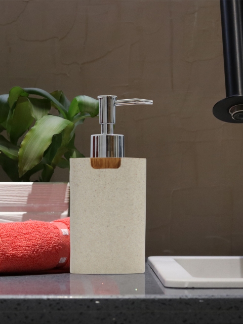 

Shresmo Off-white Soap Dispenser