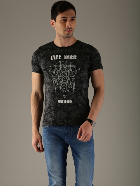 

Flying Machine Men Black Printed Round Neck Pure Cotton T-shirt