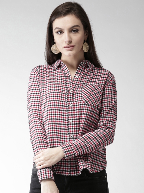 

FOREVER 21 Women Red & Black Regular Fit Checked Casual Shirt
