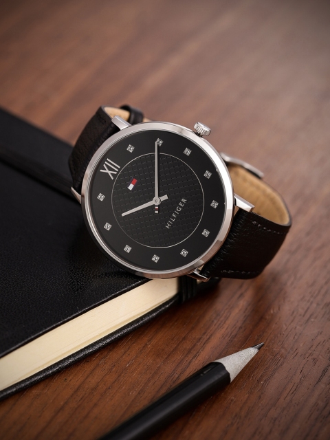 

Tommy Hilfiger Men Black Embellished Analogue Watch NTH1781808_BBD