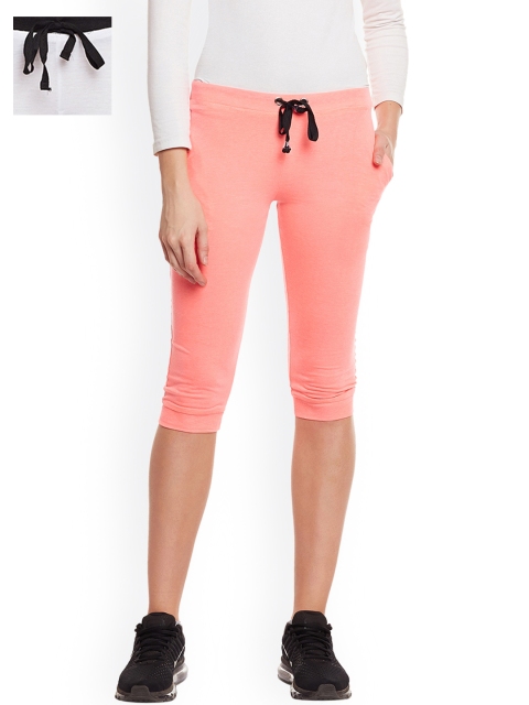 

VIMAL JONNEY Women Peach-Coloured & White Solid Regular Fit Capris