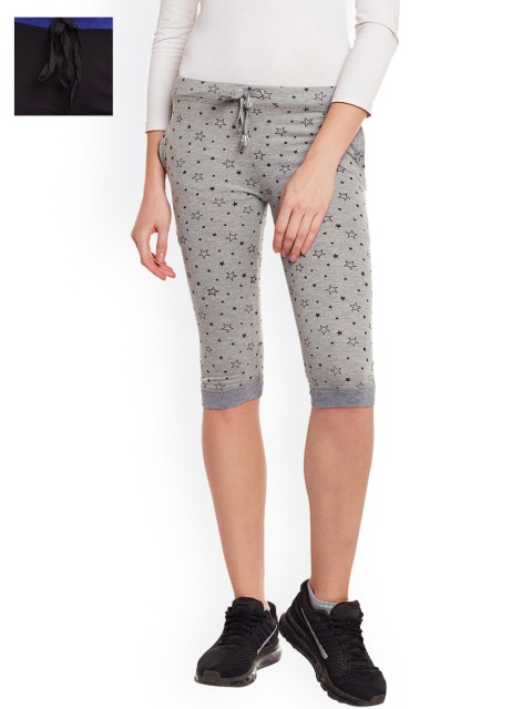 

VIMAL JONNEY Women Black & Grey Solid Slim Fit Capris
