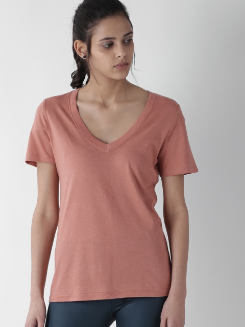 

FOREVER 21 Women Peach-Coloured Solid V-Neck T-shirt