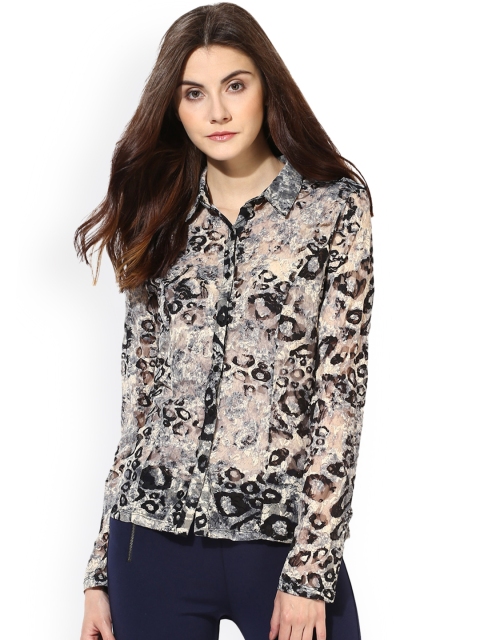 

Kazo Women Cream-Coloured & Black Regular Fit Printed Casual Shirt