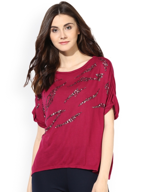 

Kazo Women Magenta Self Design Top