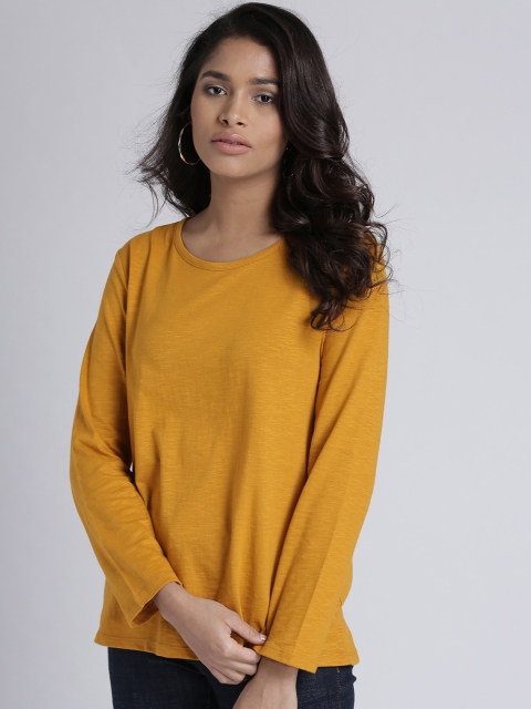 

Chemistry Women Mustard Yellow Solid Round Neck T-shirt