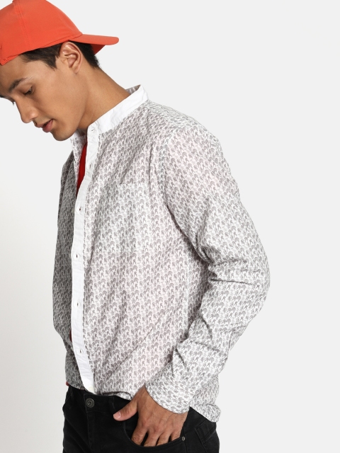 

Kook N Keech Marvel Men White & Grey Regular Fit Printed Casual Shirt