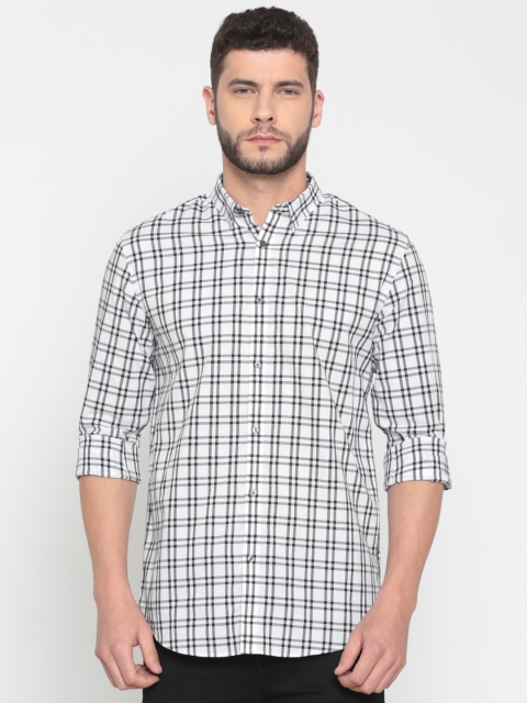 

Jack & Jones Men White & Black Slim Fit Checked Casual Shirt