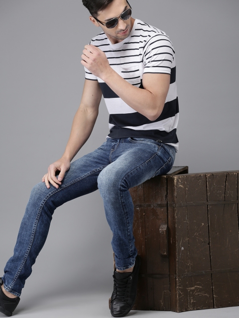 

HERE&NOW Men Blue Skinny Fit Mid-Rise Clean Look Stretchable Jeans