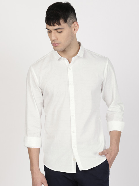 

ether Men White Regular Fit Printed Casual Shirt
