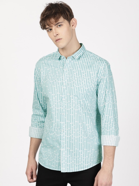 

ether Men Blue & White Regular Fit Printed Casual Shirt