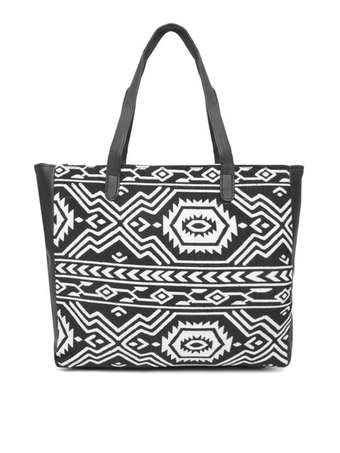 

Kanvas Katha Black & White Textured Shoulder Bag