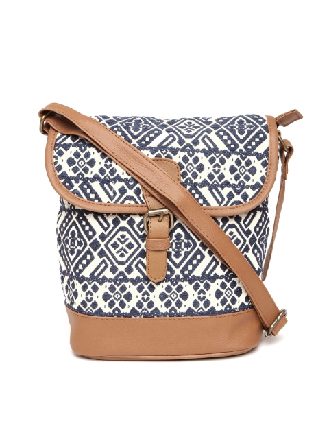 

Kanvas Katha Off-White & Navy Blue Self Design Sling Bag