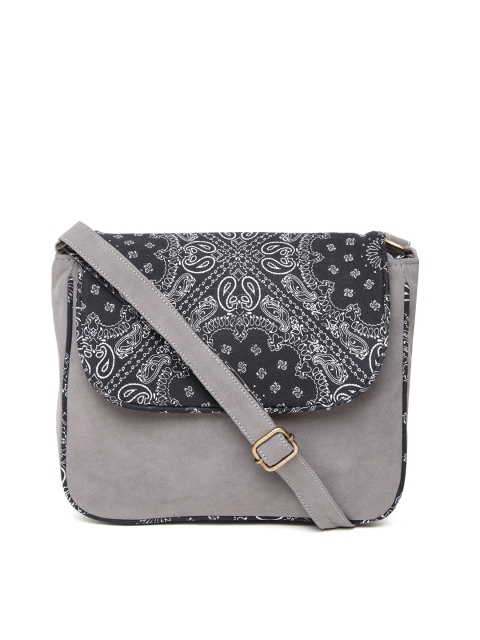 

Kanvas Katha Taupe & Black Solid Sling Bag