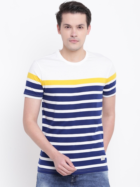 

United Colors of Benetton Men White & Navy Blue Striped Round Neck T-shirt