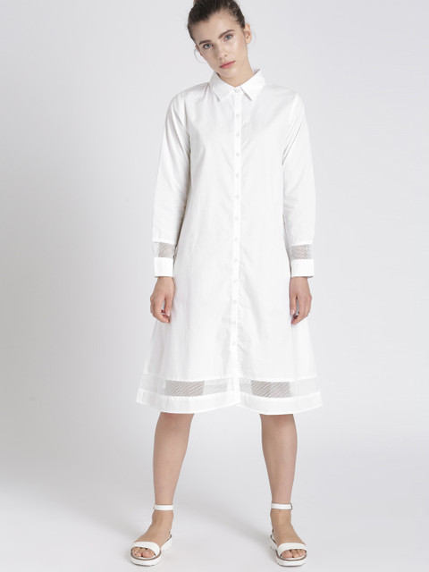 

Chemistry Women White Solid Shirt Dress