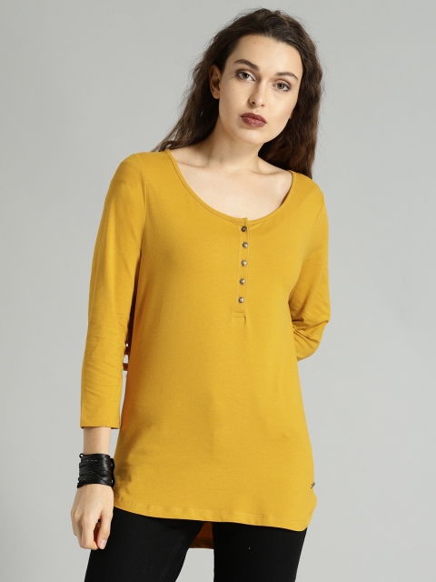 

Roadster Women Mustard Yellow Solid Top