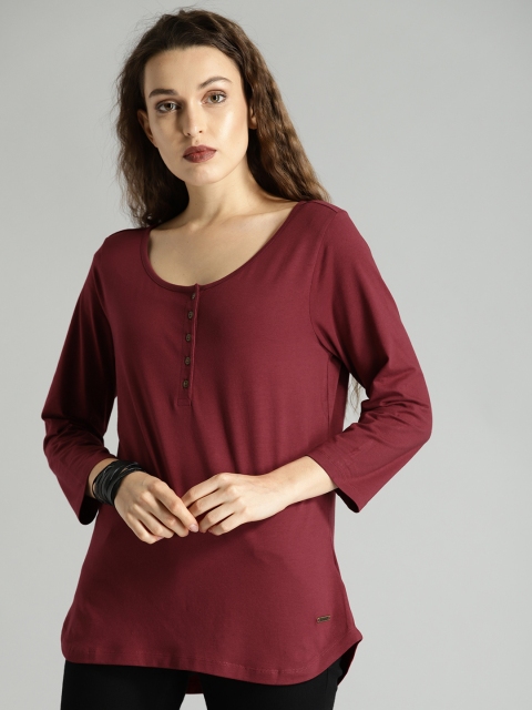 

Roadster Women Red Solid Top