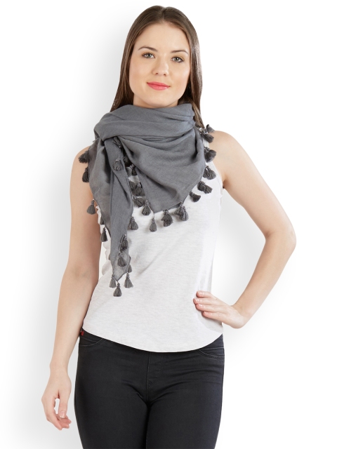 

Vozaf Women Grey Solid Shawl