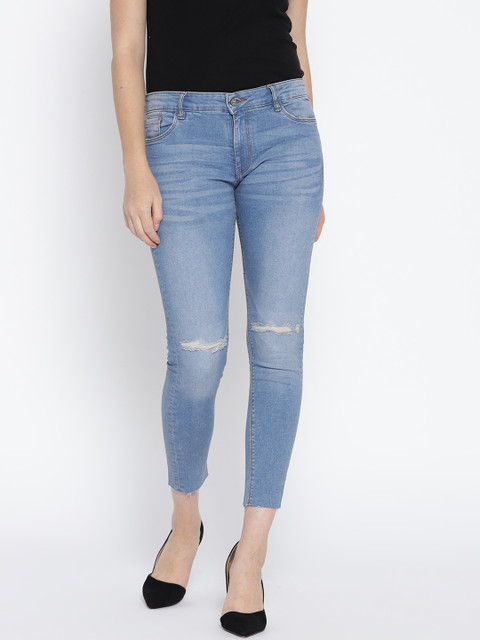 

Splash Women Blue Regular Fit Mid-Rise Slash Knee Stretchable Cropped Jeans