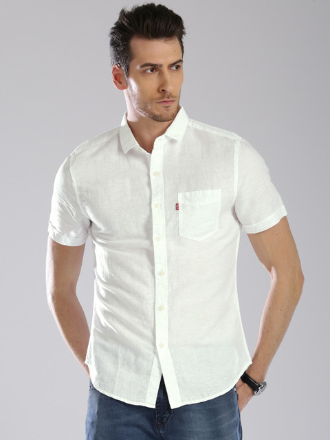 

Levis Men White Slim Fit Solid Casual Shirt