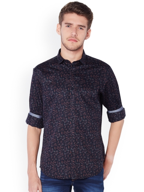 

V Dot Men Black Slim Fit Floral Printed Casual Shirt
